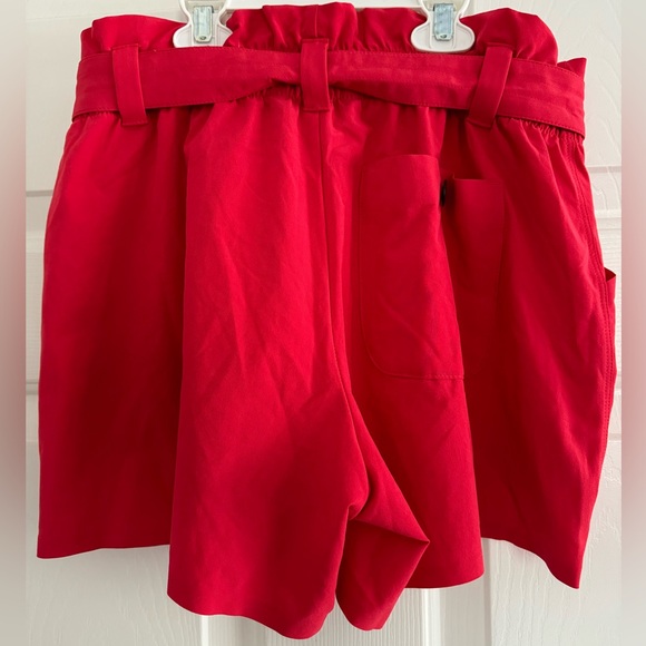 Athleta Red paper bag shorts Size 4 - Picture 2 of 4